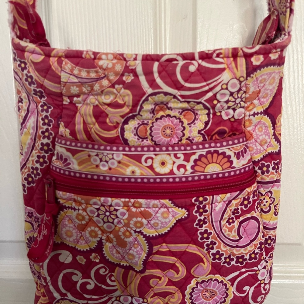 Verá Bradley Pink Quilted Shoulder Bag